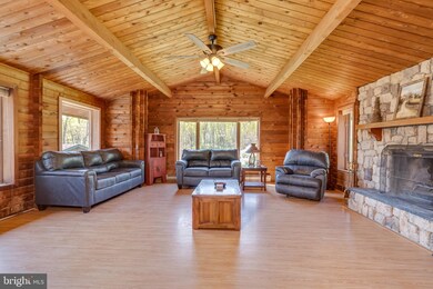 410 Windward Ln, Shepherdstown, WV 25443 - photo 5