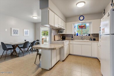 07-Kitchen