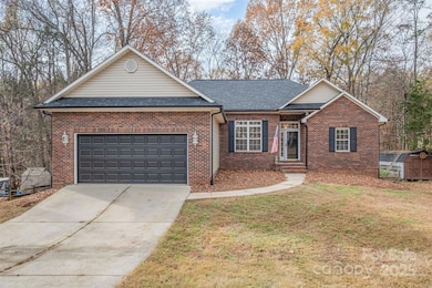 8814 Oldenburg Dr, Mount Pleasant, NC 28124 - photo 4