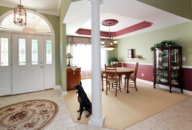 Foyer & Dining Area