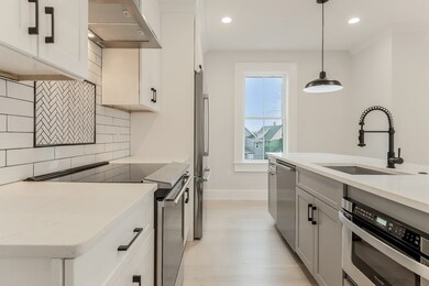 15 Mckone St unit 2, Dorchester, MA 02122 - photo 2