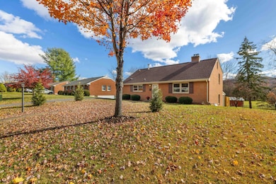 1358 Keesling Ave, Waynesboro, VA 22980 - photo 6