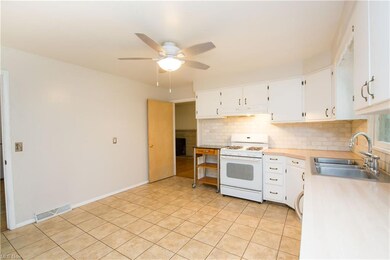 944 Eggleston Rd, Aurora, OH 44202 - photo 5