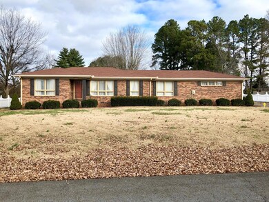 204 Woodmont Dr, Shelbyville, TN 37160 - photo 2