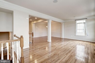 42617 Offenham Terrace, Chantilly, VA 20152 - photo 2