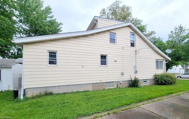 1544 Mapledale Rd, Wickliffe, OH 44092 - photo 3