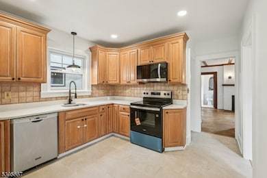 8 N Elk Ave, Dover, NJ 07801 - photo 7