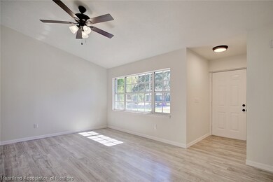 715 Lake Betty Dr, Lake Placid, FL 33852 - photo 3