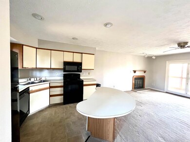 9419 S Pointe Retreat Dr unit 77, Bloomington, IN 47401 - photo 2