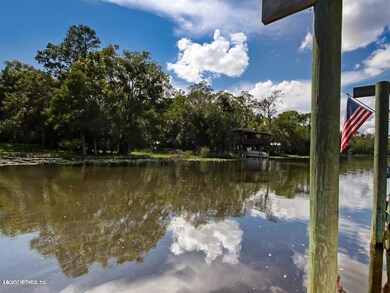 1558 Mardis Place W, Jacksonville, FL 32205 - photo 5