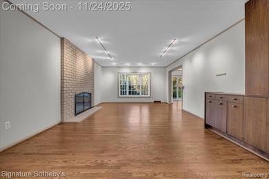 130 Denbar Rd, Bloomfield Hills, MI 48304 - photo 2