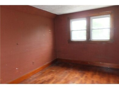 2119 S Martin Luther King jr Blvd, Lansing, MI 48910 - photo 5