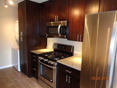 unlisted-address, Glendale Heights, IL 60139 - photo 4