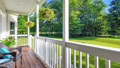 108 Witherspoon Ct, Milford, PA 18337 - photo 5