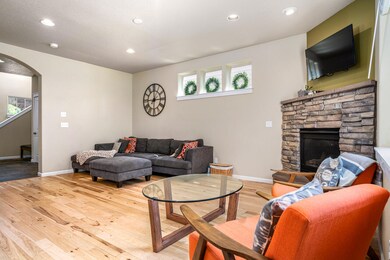 63183 Desert Sage St, Bend, OR 97701 - photo 6