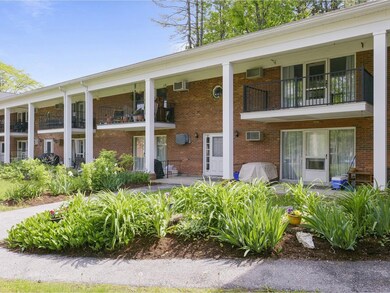 100 Kennedy Dr unit 39, South Burlington, VT 05403 - photo 2