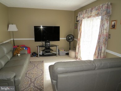 7105 Willow Hill Dr, Capitol Heights, MD 20743 - photo 7