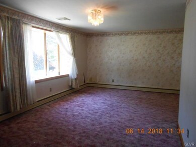 930 Fairyland Rd, Lehighton, PA 18235 - photo 6