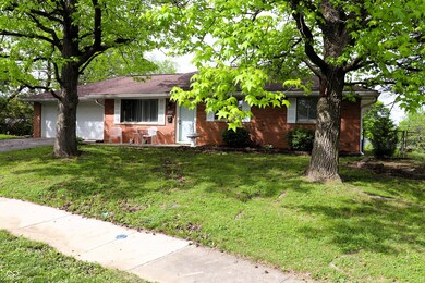 706 Bobs Ct, Beech Grove, IN 46107 - photo 4