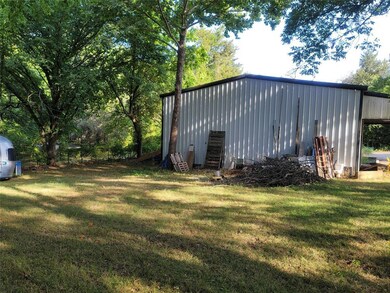 823 Dubois St, Denison, TX 75020 - photo 6