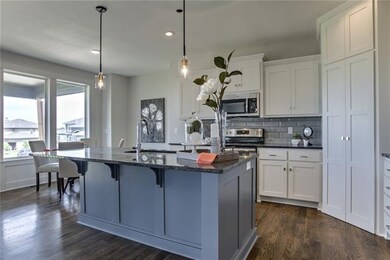 21021 Emerald St, Spring Hill, KS 66083 - photo 7