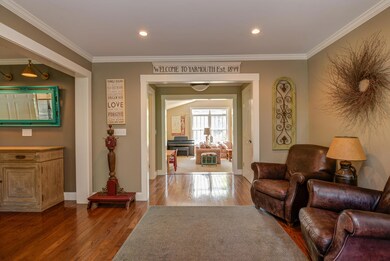 193 W Elm St, Yarmouth, ME 04096 - photo 6