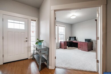 2104 NE Evergreen Ave, Albany, OR 97321 - photo 4