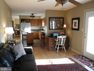 1586 Leafmore Rd, Chambersburg, PA 17202 - photo 5