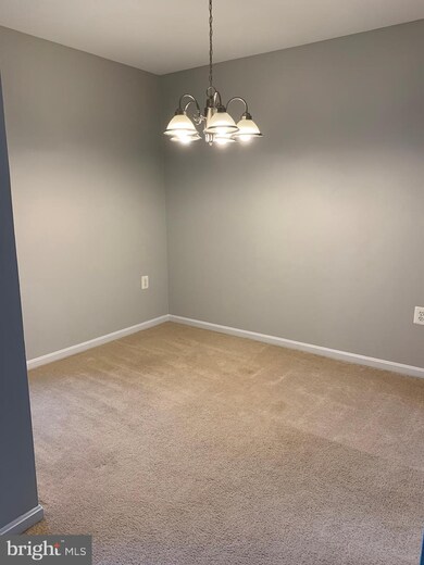 15 Canterbury Square unit 304, Alexandria, VA 22304 - photo 5