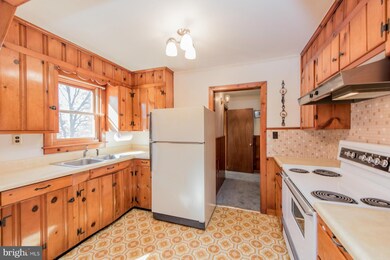 8561 Davis Rd, Columbia, MD 21045 - photo 7