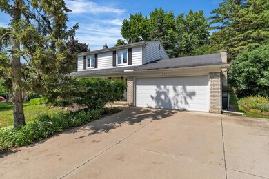 2145 Steeplechase Dr, Ann Arbor, MI 48103 - photo 3