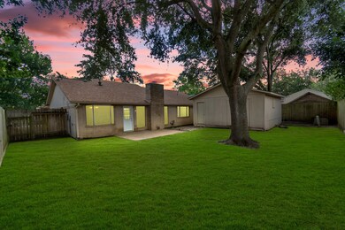 7419 Shady Vale Ln, Houston, TX 77040 - photo 3