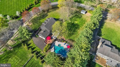 2844 E Fox Chase Cir, Doylestown, PA 18902 - photo 4