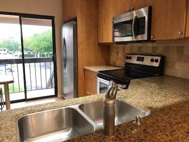 400 Club Cir unit 2080, Boca Raton, FL 33487 - photo 2