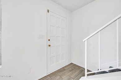 7126 N 19th Ave-4