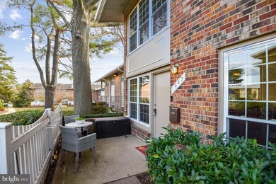 1947 Kennedy Dr unit 1947, McLean, VA 22102 - photo 2