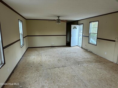 Photo 241202 MLS-WhS - McGregor 202-5
