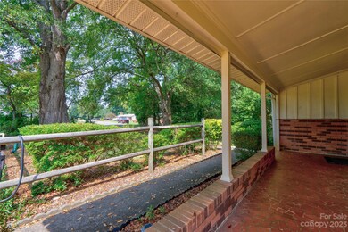 695 Branton Dr, Shelby, NC 28152 - photo 4