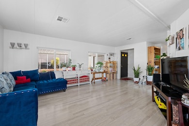 7-web-or-mls-1526 N Dixie Downs 53 - ww