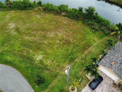 613 NW 19th Terrace, Cape Coral, FL 33993 - photo 4