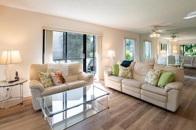 2550 Presidential Way unit 107, West Palm Beach, FL 33401 - photo 7