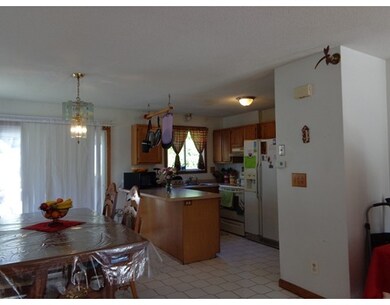 106 Glenmore St, Springfield, MA 01129 - photo 5