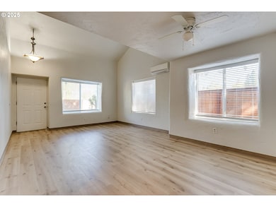 3685 Westleigh St, Eugene, OR 97405 - photo 2