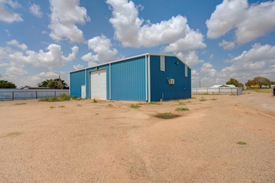 11709 County Road 6900, Lubbock, TX 79407 - photo 5