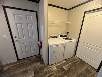 212 Maple unit 212, Highland, MI 48357 - photo 6