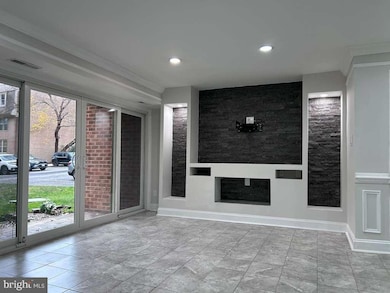 6018 Westchester Park Dr unit 6018 T-1, College Park, MD 20740 - photo 2