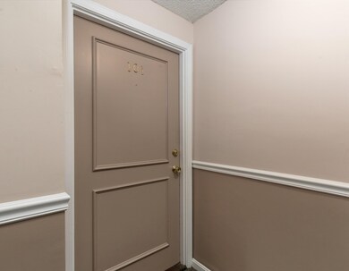 2 Birchwood Ct unit 101, Amesbury, MA 01913 - photo 3