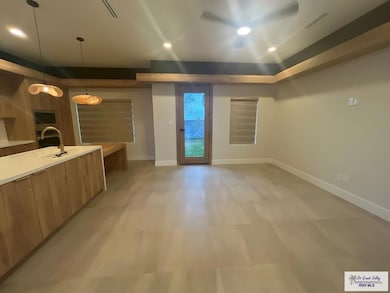 702 W Juniper Dr unit A-B, Harlingen, TX 78552 - photo 7