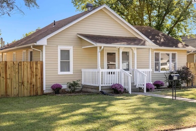 119 SW 6th St, Newton, KS 67114 - photo 3