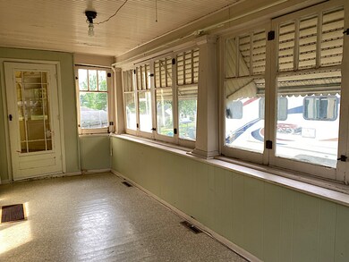 313 Willard Ave, Lincoln, IL 62656 - photo 2